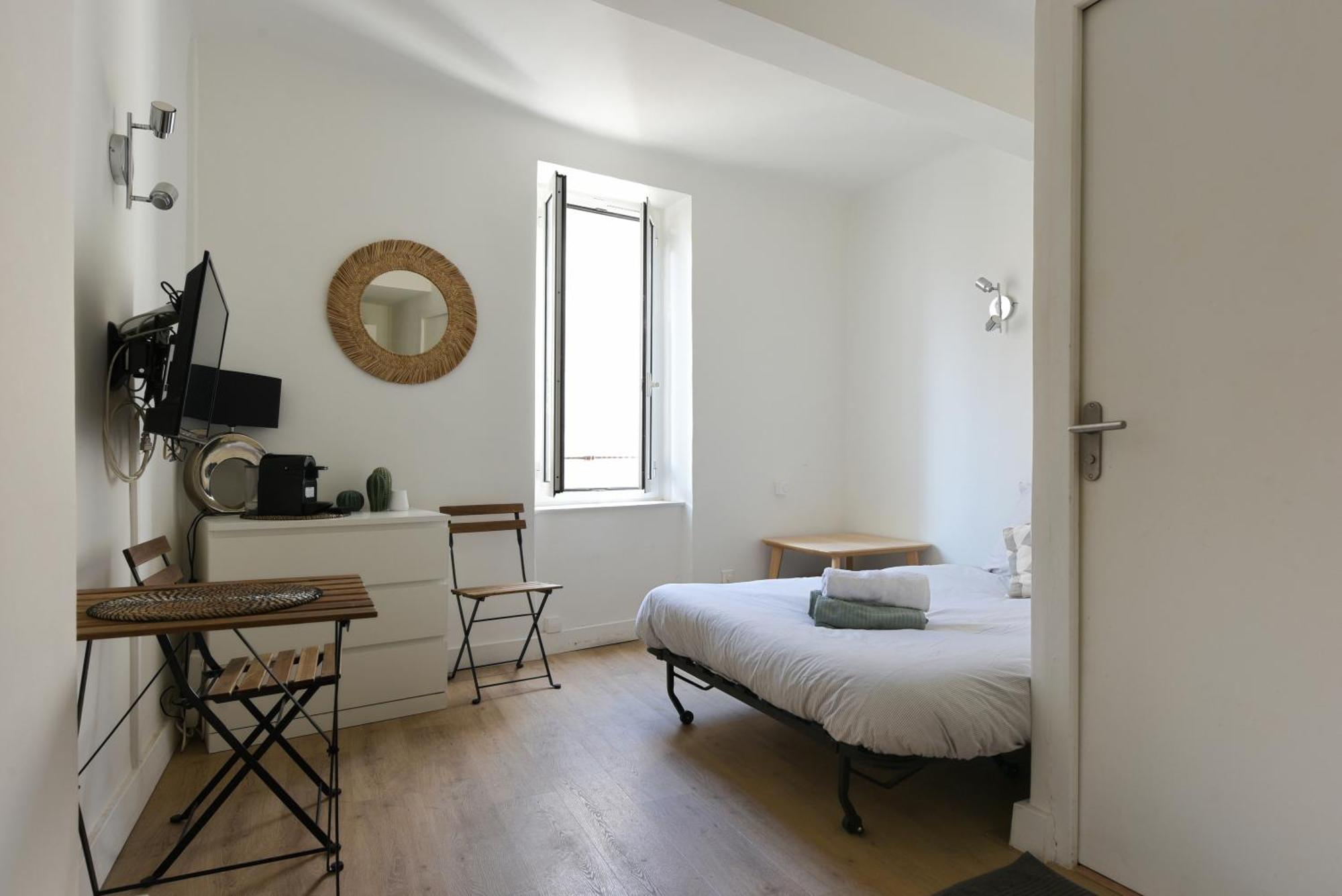 Studio Garrigue La Fare-les-Oliviers Екстер'єр фото